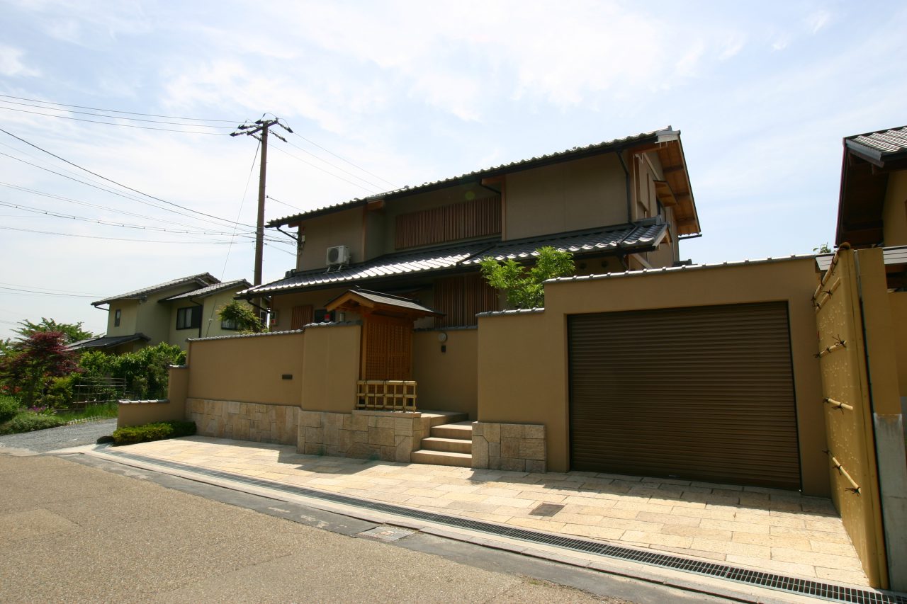 鳥居本の家