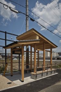 バスの駅～京都市域産材を使った市バスのバス停～（バス停工事）