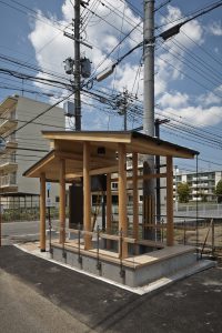 バスの駅～京都市域産材を使った市バスのバス停～（バス停工事）